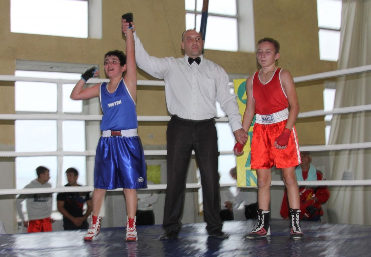 Фото XXI Республиканского турнира по боксу памяти Ефимова В.Ф в Феодосии #5707