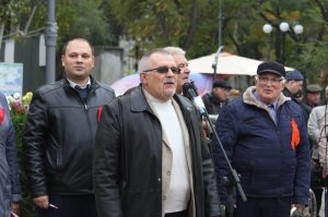 Фото митинга и демонстрации в честь 100-летия Великого Октября в Феодосии #5655