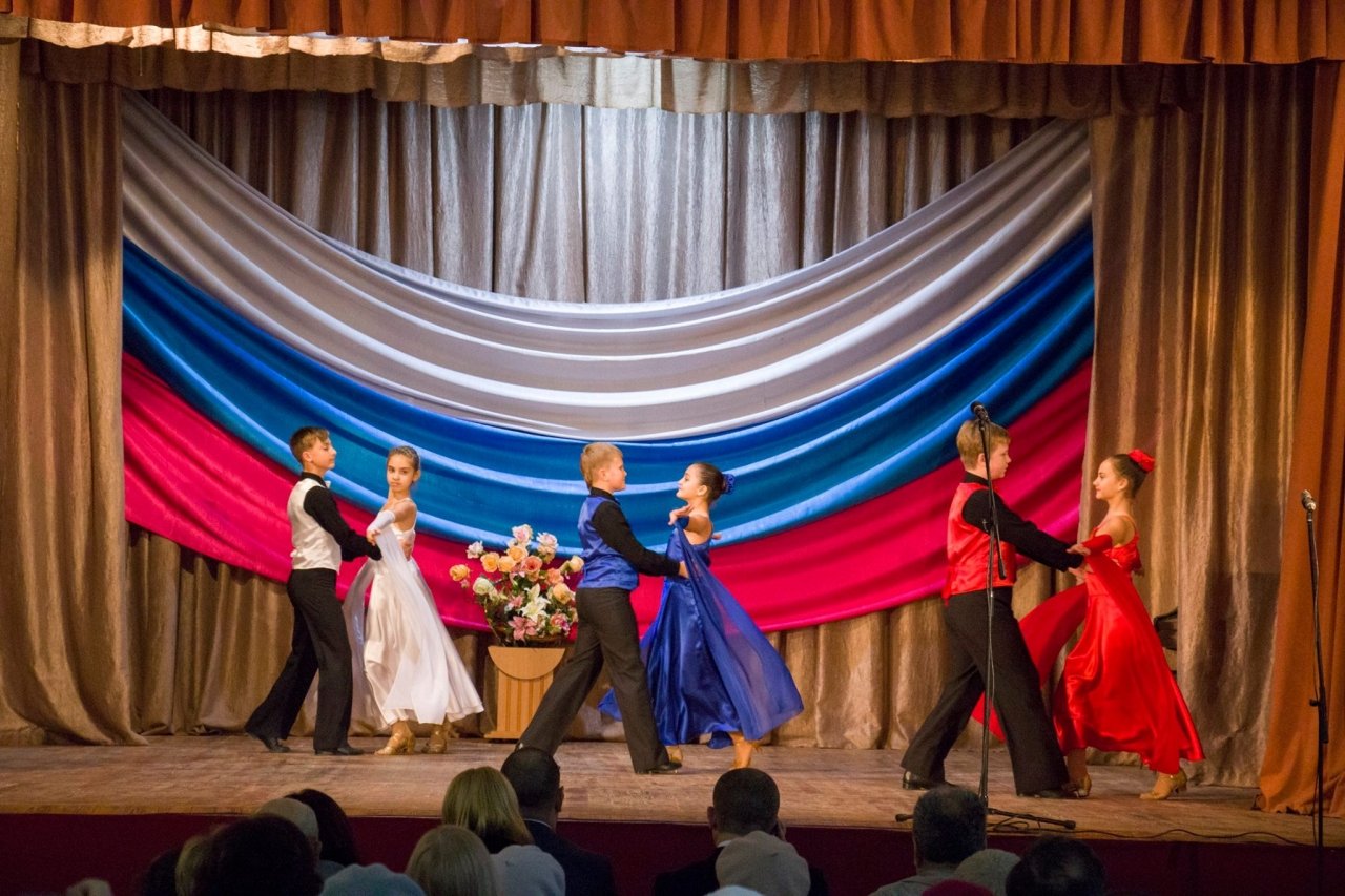 Фото награждения в День Конституции РФ в Феодосии #6256