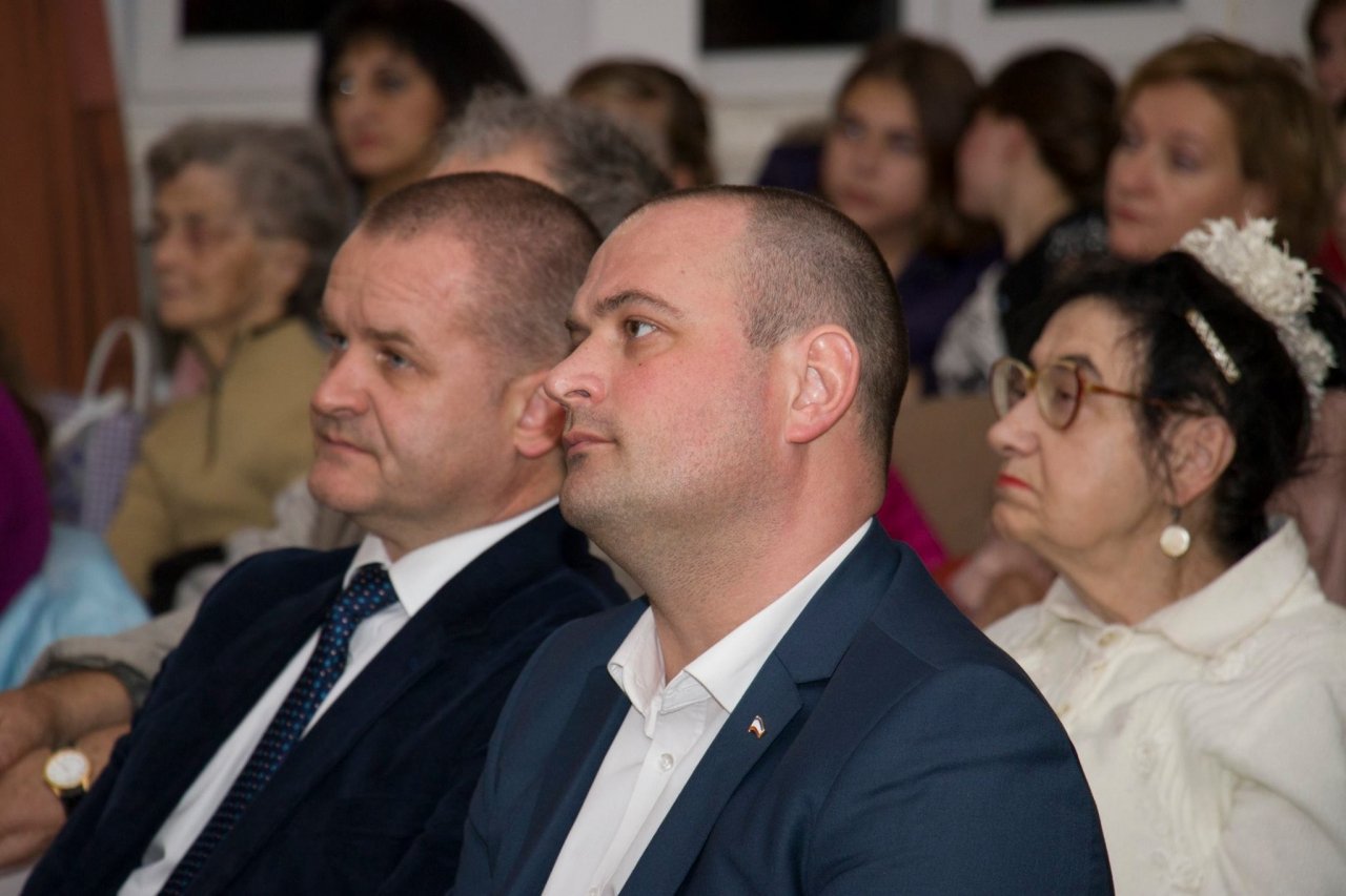 Фото награждения в День Конституции РФ в Феодосии #6251