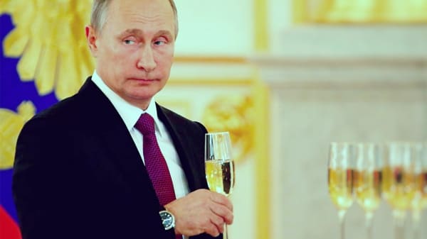 Как россияне поздравили Президента 0